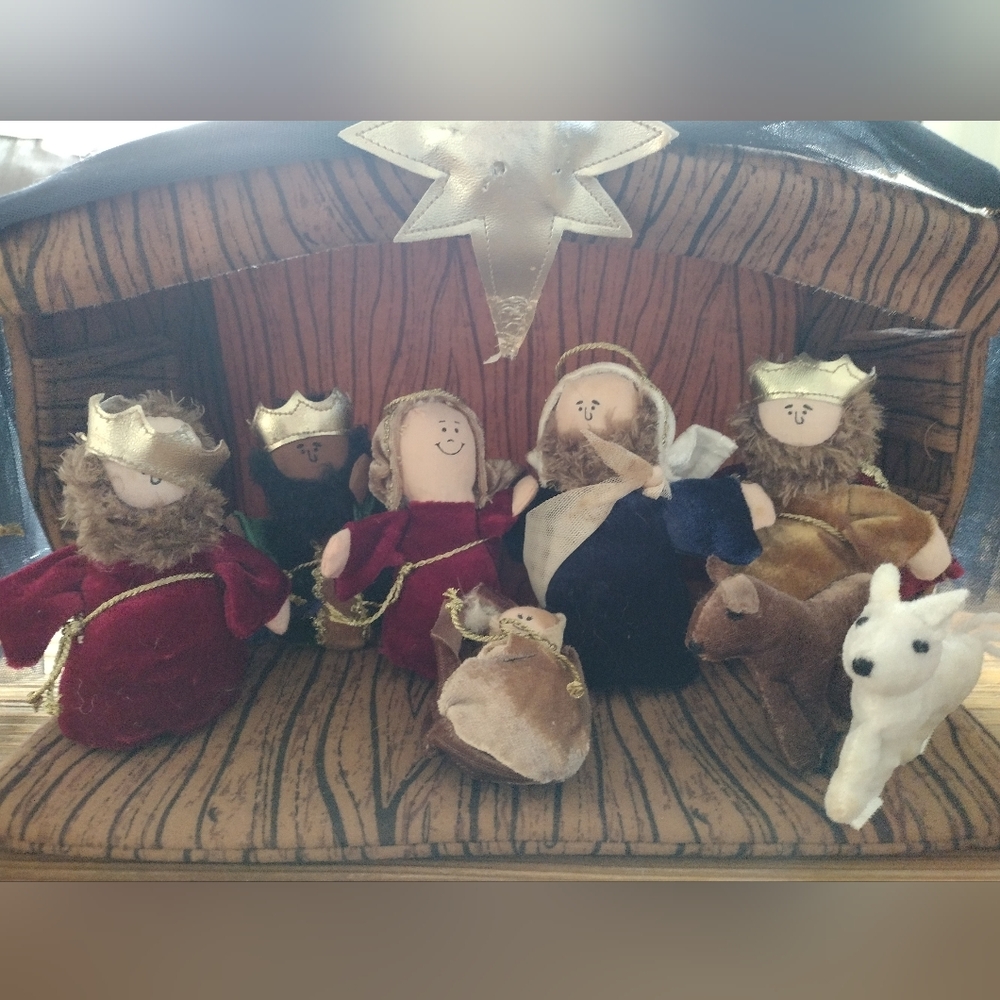 Dan Dee Nativity Set